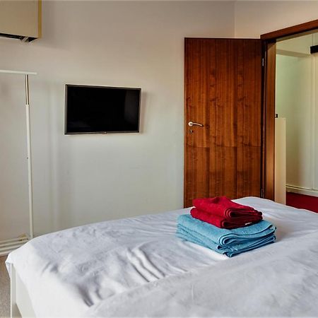 Parliament Marriott Unirii Square 5 Bedrooms Luxury Apartment Old Town Бухарест Экстерьер фото