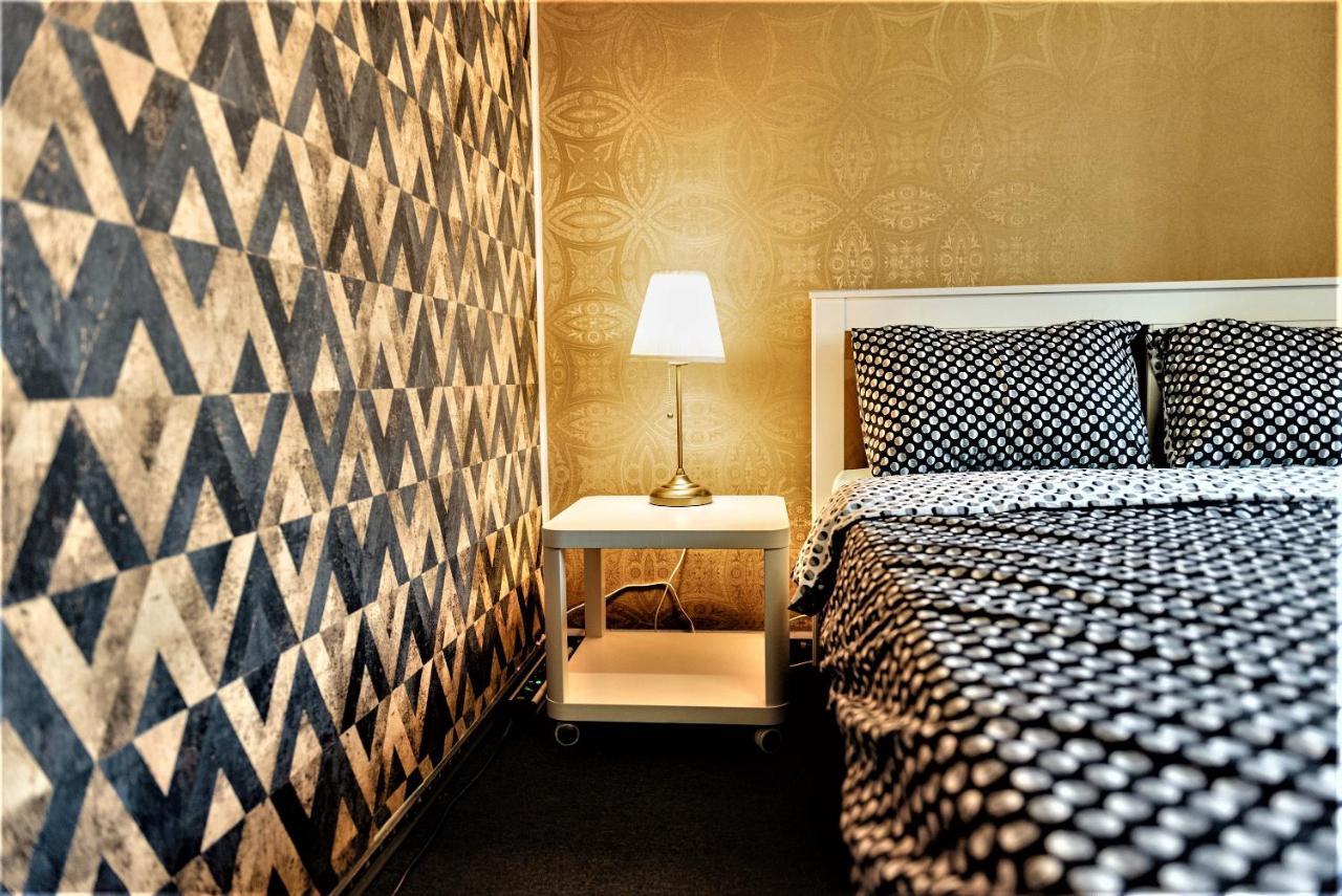 Parliament Marriott Unirii Square 5 Bedrooms Luxury Apartment Old Town Бухарест Экстерьер фото