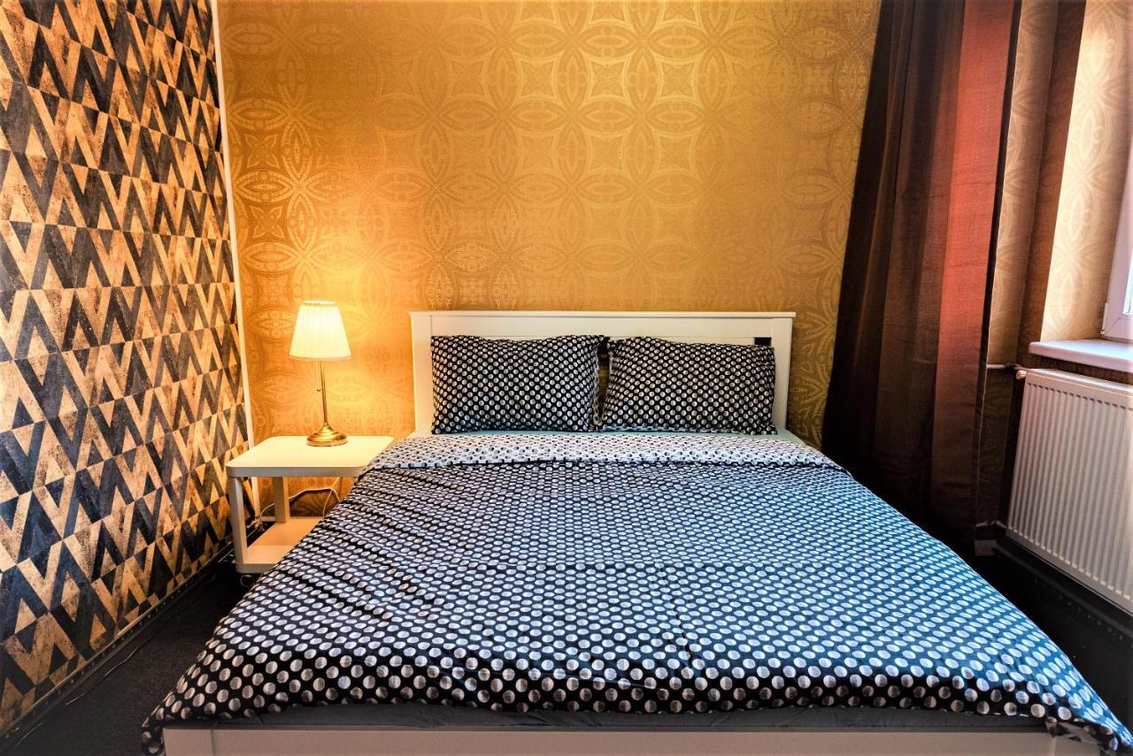 Parliament Marriott Unirii Square 5 Bedrooms Luxury Apartment Old Town Бухарест Экстерьер фото