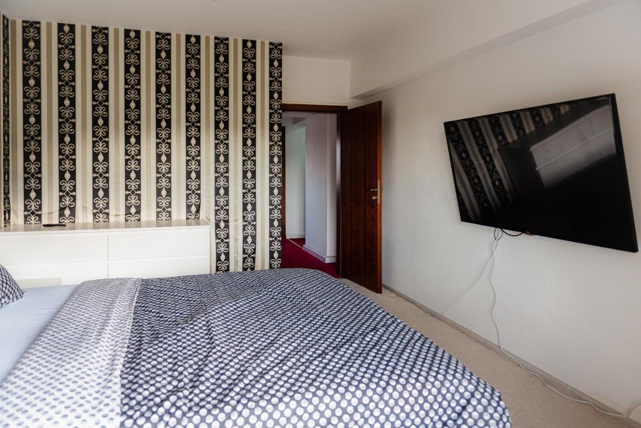 Parliament Marriott Unirii Square 5 Bedrooms Luxury Apartment Old Town Бухарест Экстерьер фото