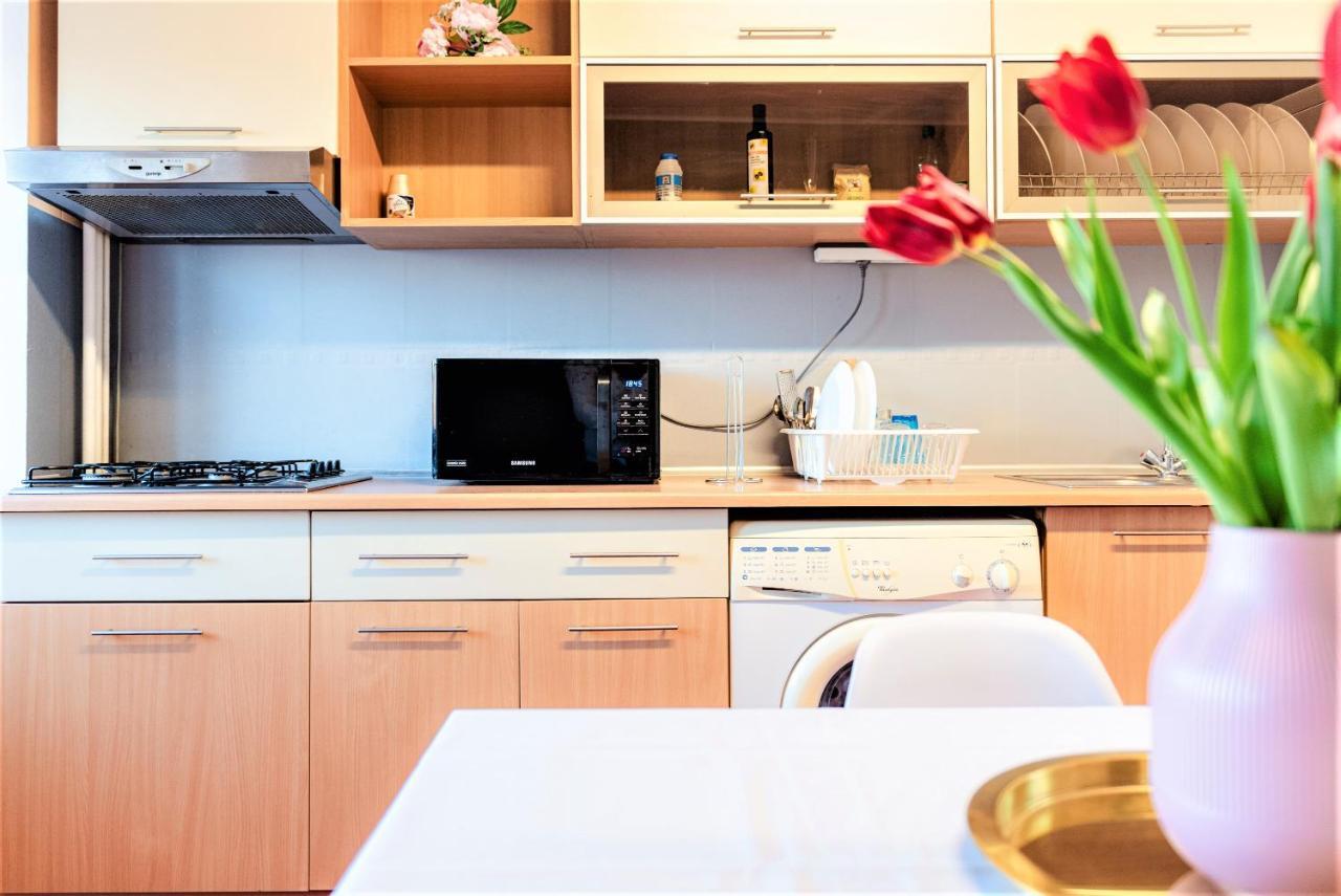 Parliament Marriott Unirii Square 5 Bedrooms Luxury Apartment Old Town Бухарест Экстерьер фото
