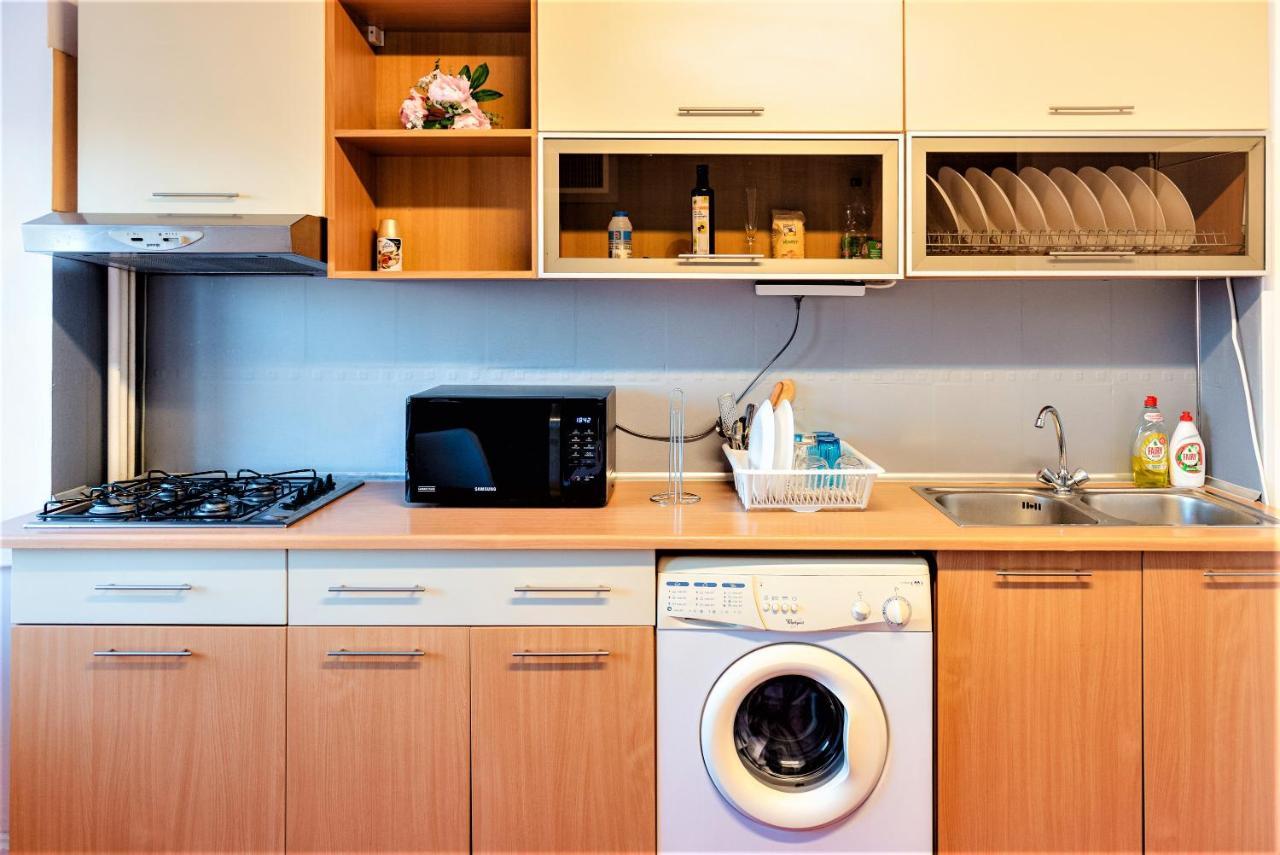 Parliament Marriott Unirii Square 5 Bedrooms Luxury Apartment Old Town Бухарест Экстерьер фото